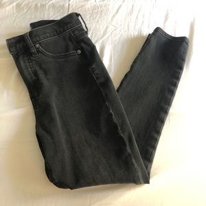 Gap Ankle Cut Skinny Jeans